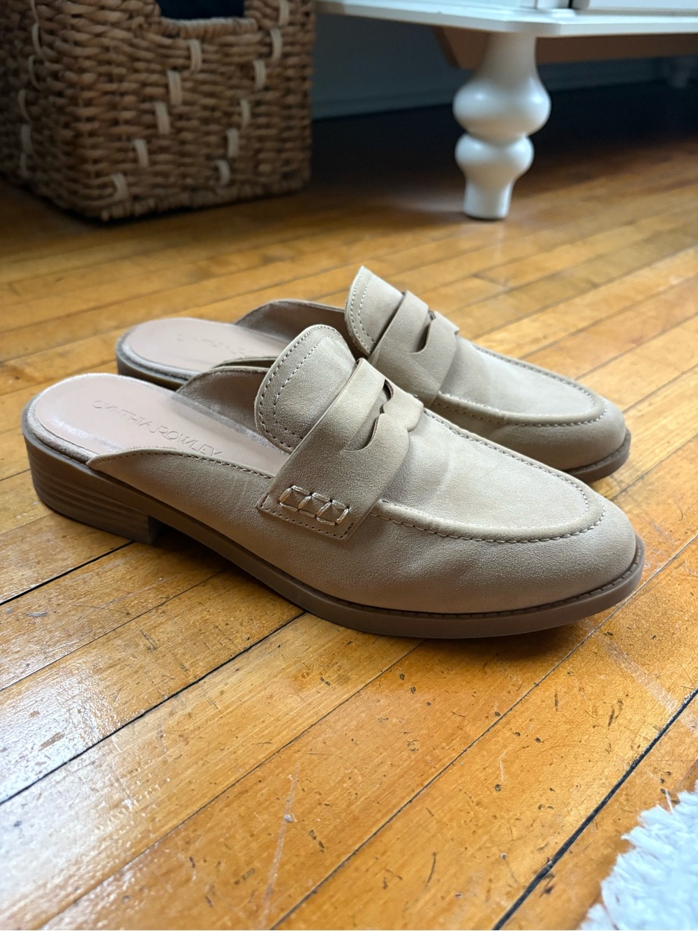 Cynthia Rowley Beige Slip-On Penny Loafer Mules